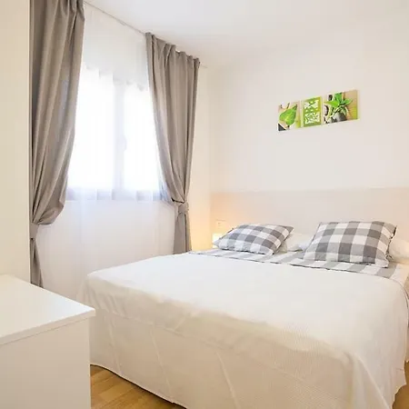Apartments Jelena Razanj Exterior photo