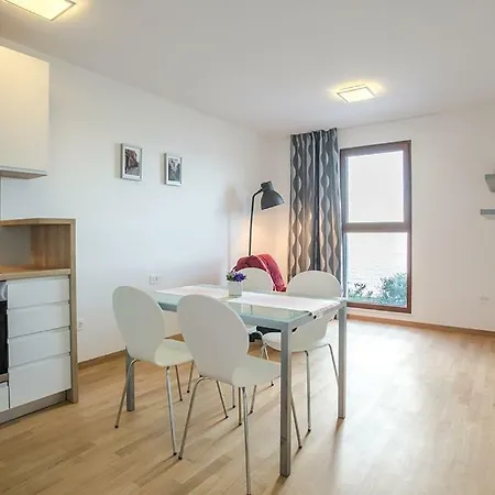 Apartments Jelena Razanj Exterior photo
