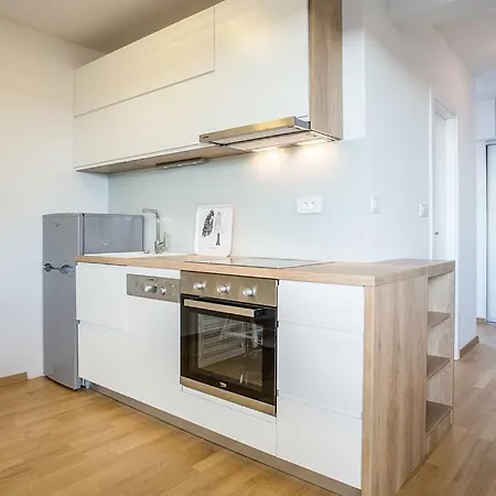 Apartments Jelena Razanj Exterior photo
