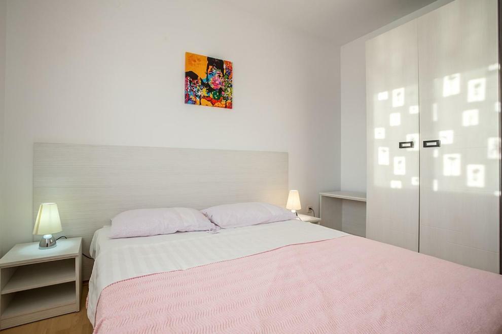 Apartment Jelena *